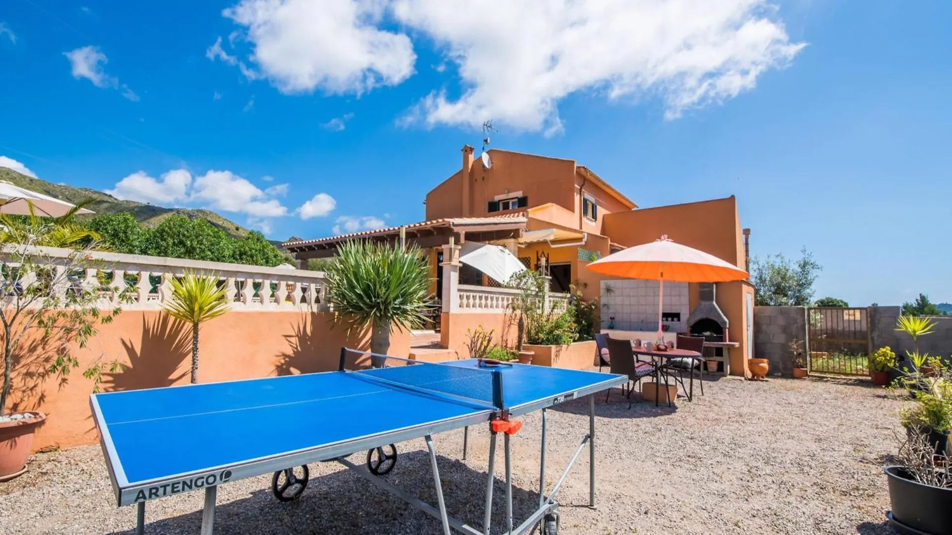 Country House In Capdepera With Pool Hiszpania